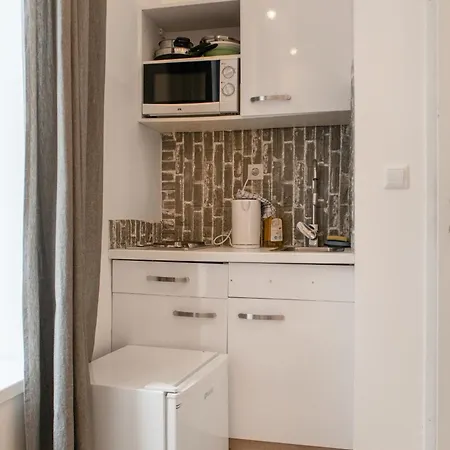 2 Spacious Apts For 6p, Only 7min To Stadthalle Apartmán *