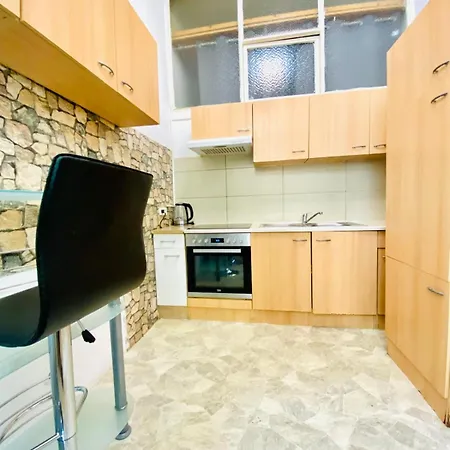 Apartment Comfy 3br In Prime Location