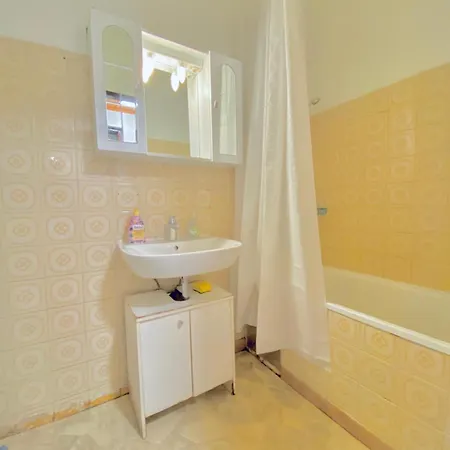 Comfy 3br In Prime Location Vienna