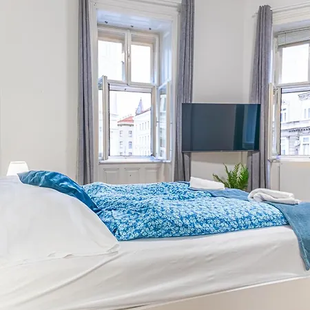 Family-friendly 2br Apt.-perfect For Longstays Apartment *
