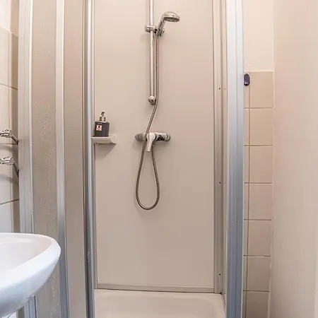 Apartment Family-friendly 2br Apt.-perfect For Longstays *