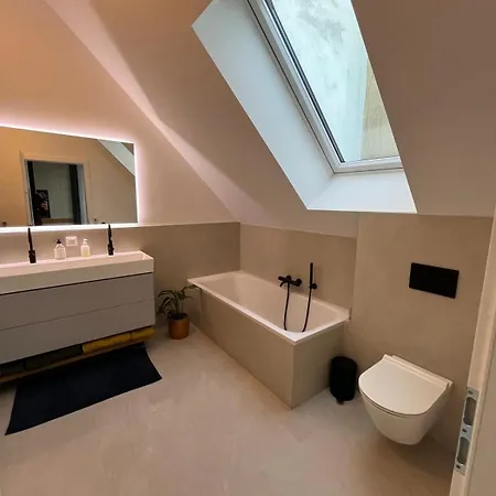 Exclusive Duplex