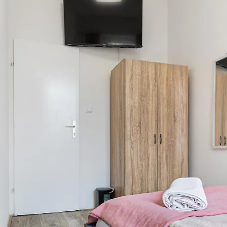 Massive 6br Shared At Millenium For Big Groups Apartment *