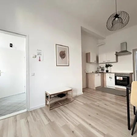 Apartment City&more! Charmantes Mit Altbauflair! *