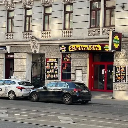 City&more! Charmantes Mit Altbauflair! Apartment Vienna