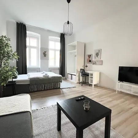 City&more! Charmantes Mit Altbauflair! Apartment *