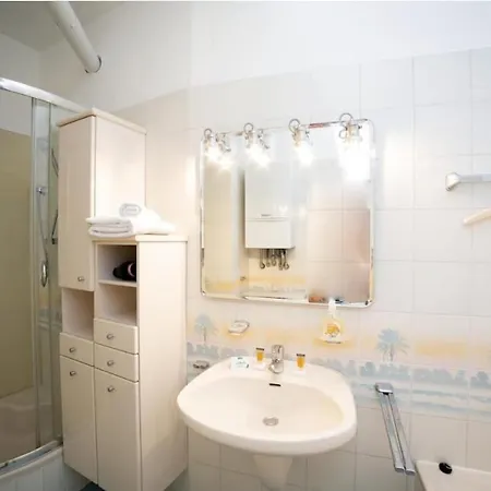 Premium Classical With Free Parking Apartment Vienna
