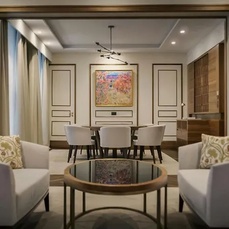 The Ritz-carlton, Hotel