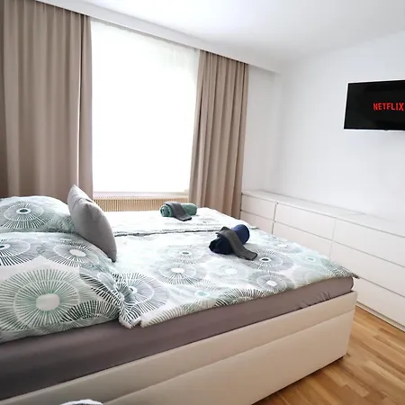 Exclusive Serviced Flat On Taborstrasse *