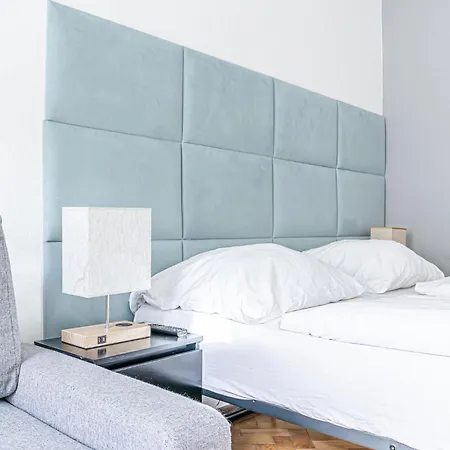 Long-term In Vienna: U3 Location * Vienne