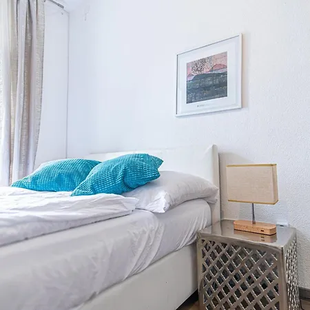 Apartment Comfort Modern 1br For Couples And Friends