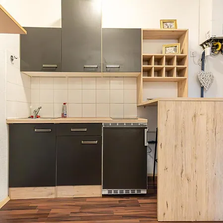 Comfort Modern 1br For Couples And Friends Vienna