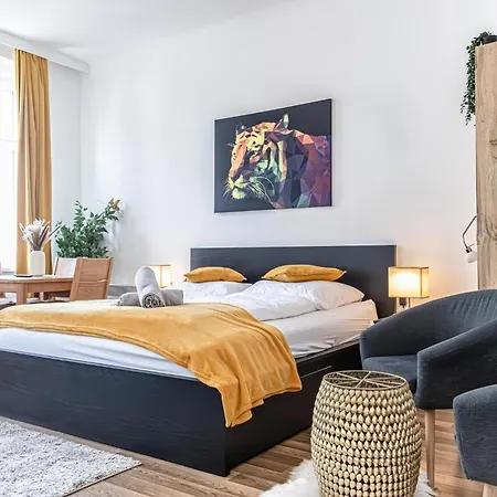 Explore Vienna: 1br Retreat Near Westbahnhof Vienna