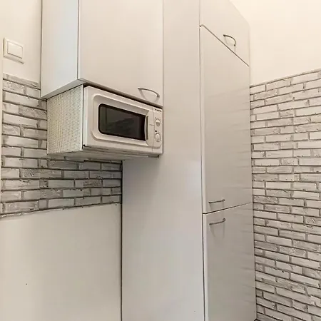 Explore Vienna: 1br Retreat Near Westbahnhof Apartment