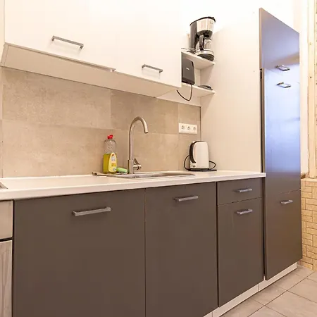 Apartment Cozy 3br For Up To 8p, 5min To Kongresspark