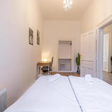 Cozy 3br For Up To 8p, 5min To Kongresspark Vienna