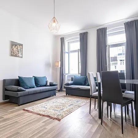 Apartment Explore 2br And 1lr Retreat Near Westbahnhof Vienna