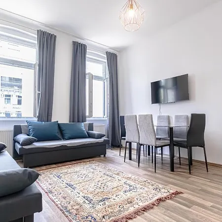 Apartment Explore 2br And 1lr Retreat Near Westbahnhof Vienna