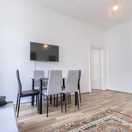 Explore 2br And 1lr Retreat Near Westbahnhof Vienna