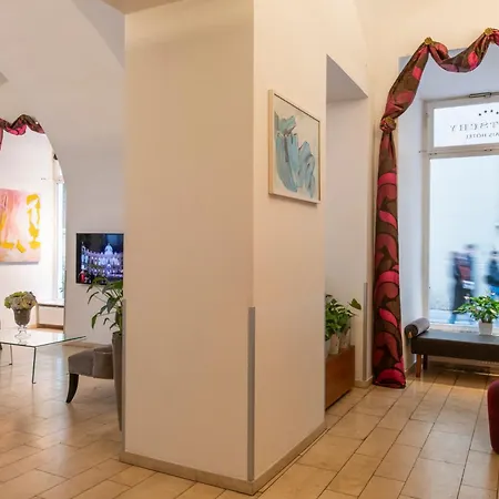 Pertschy Palais 4*