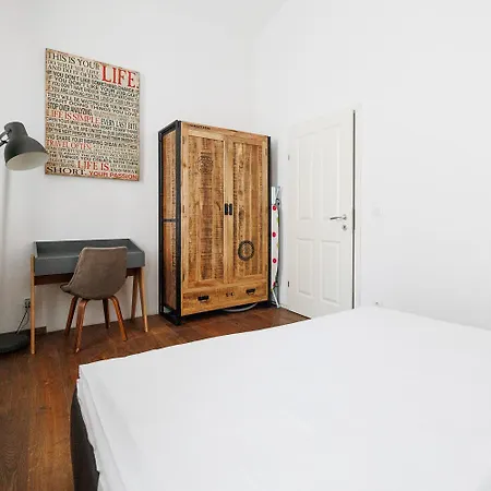 Apartment Vintagehome Schoenbrunn *