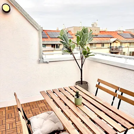 Apartment Aura Living