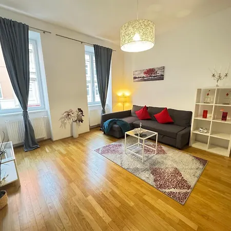 Apartment Charming Flat & Balcony Near Station L Bg5