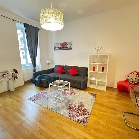 Charming Flat & Balcony Near Station L Bg5 Apartment *