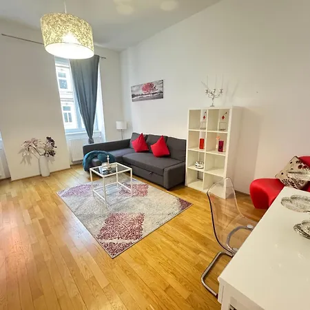Apartment Charming Flat & Balcony Near Station L Bg5 Vienna