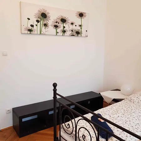 Apartment Grosse Helle Altbauwohnung *