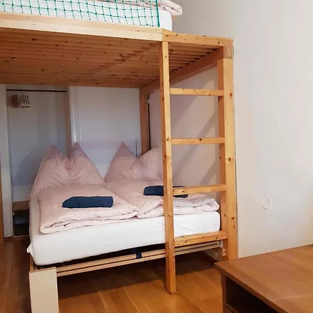 Grosse Helle Altbauwohnung
