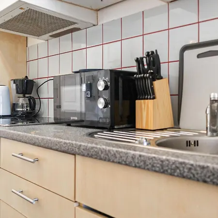 Apartment Ideal For Long-term Stays, 2 Bedroom Shared