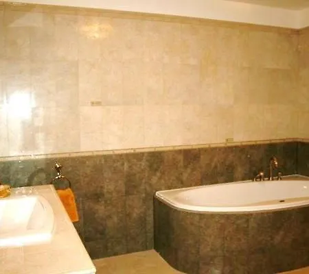 Luxury With Pool Apartment Wien