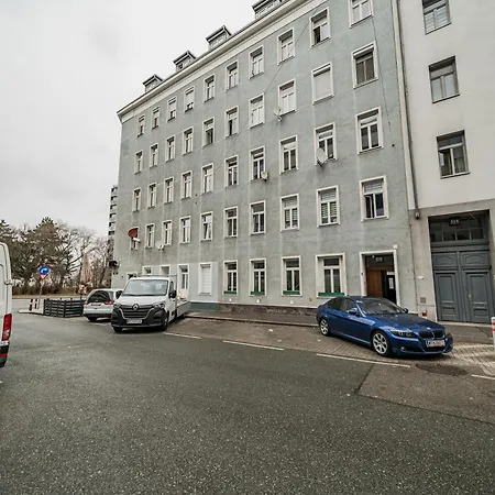 Apartment Living Loft - Favoriten