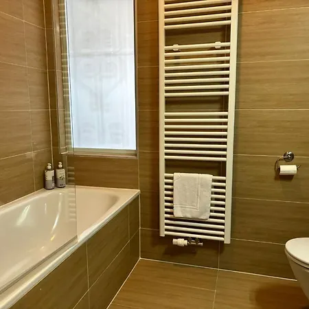 Casa Nostra - Ruhig & Zentral Wohnen Am Augarten Apartment Vienna