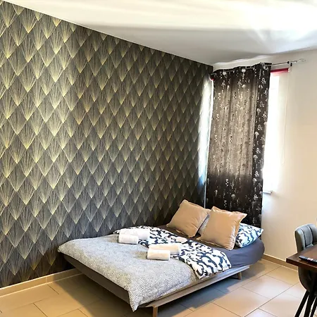 Grey Palazzo 1050 *