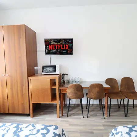 Grey Palazzo 1050 Aparthotel