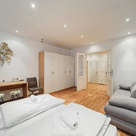 Apartment Belvedere Vienna