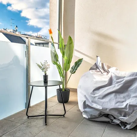 Apartment Long Term I 7 Minutes To Inner I At Metro
