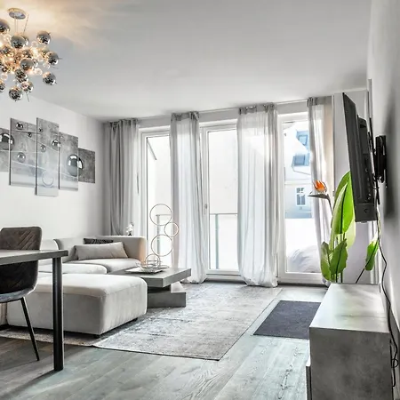 Apartment Long Term I 7 Minutes To Inner I At Metro