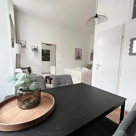 City&more! Hernals Mit 2 Schlafzimmer! Apartment *