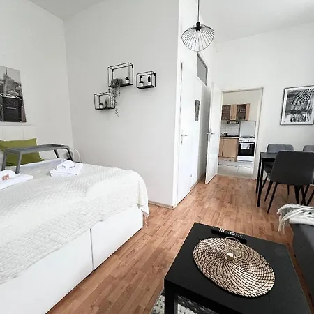 Apartment City&more! Hernals Mit 2 Schlafzimmer! *