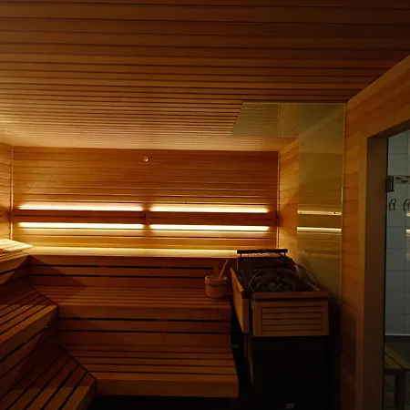 Vienna Sporthotel Вена