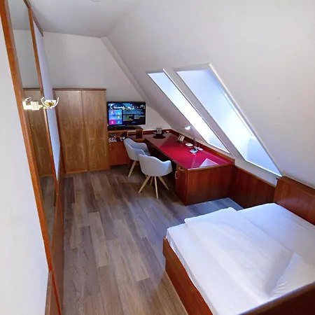Vienna Sporthotel 4*