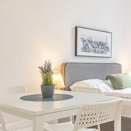 Attractive 2 Bedroom Apt. Near Akh Ideal For All Apartment *