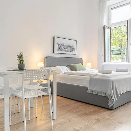 Attractive 2 Bedroom Apt. Near Akh Ideal For All Apartment Vienna