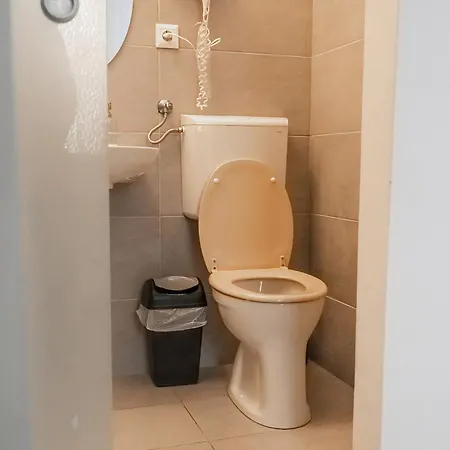 Apartment Attractive 2 Bedroom Apt. Near Akh Ideal For All Vienna