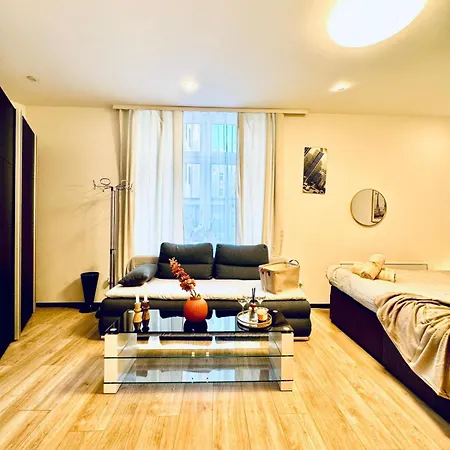 King - 10 Mins Walk From Downtown *