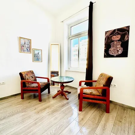 Comfy For Up To 3p, 10min To Fac Platz *