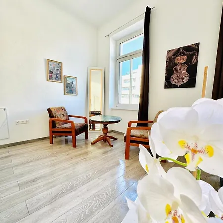 Comfy For Up To 3p, 10min To Fac Platz *